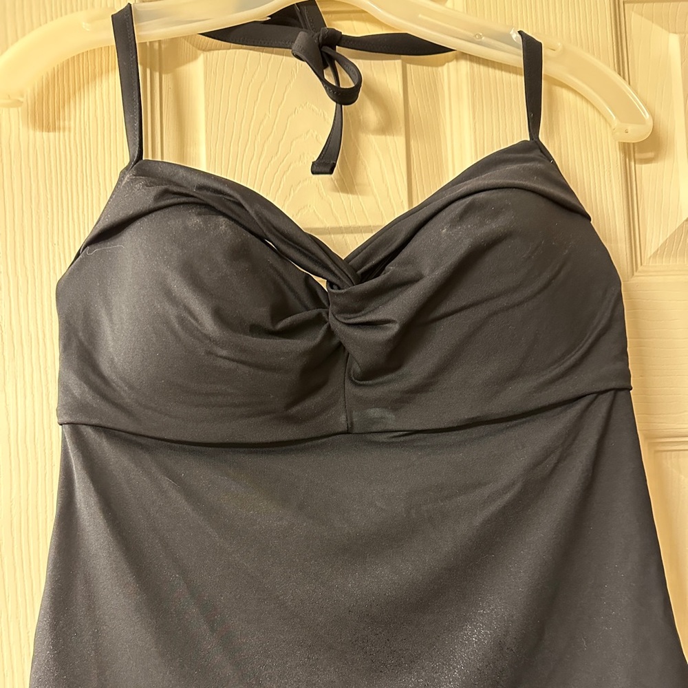 Athleta bathing suit top/tankini
